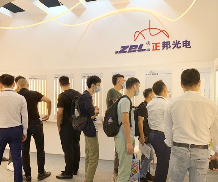 户外灯带哪个品牌好？正邦光电带您探寻照明新境界