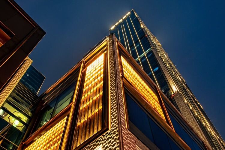 外墙亮化灯带选择指南